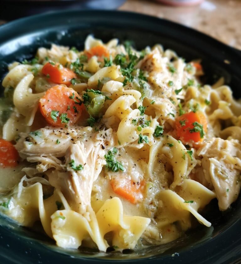 slow cooker chicken noodle casserole
